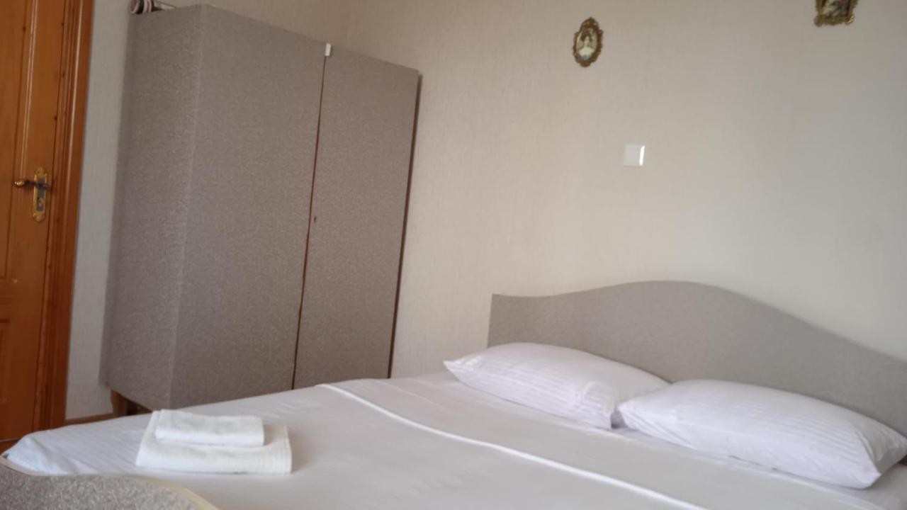 Hotel Sataplia District Kutaisi Esterno foto
